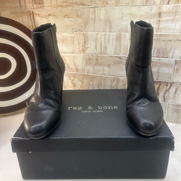 Rag & Bone Black Leather Boots - Picture 1 of 9